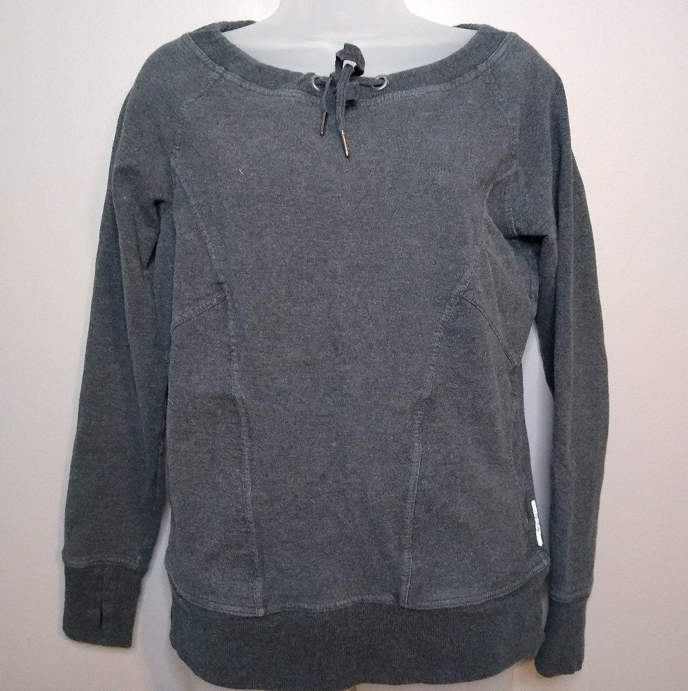 Athletic crew neck